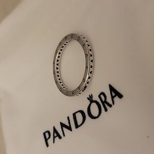 Pandora ring